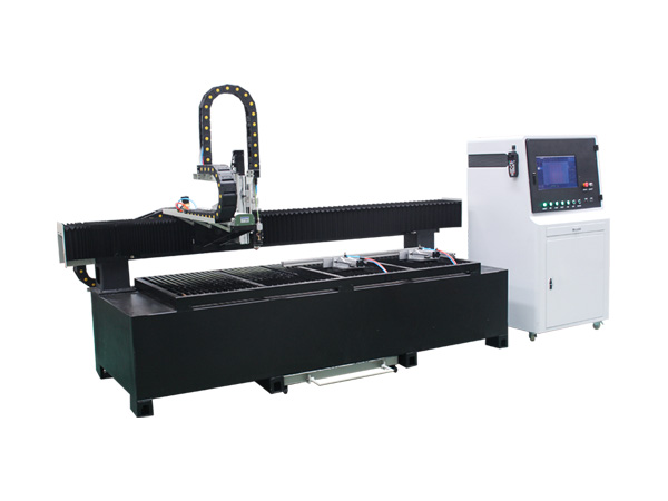 Small flat fiber laser cutting machine